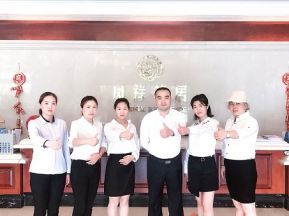 炎炎夏日，鳳祥銘居營(yíng)銷團(tuán)隊(duì)蓄勢(shì)前行