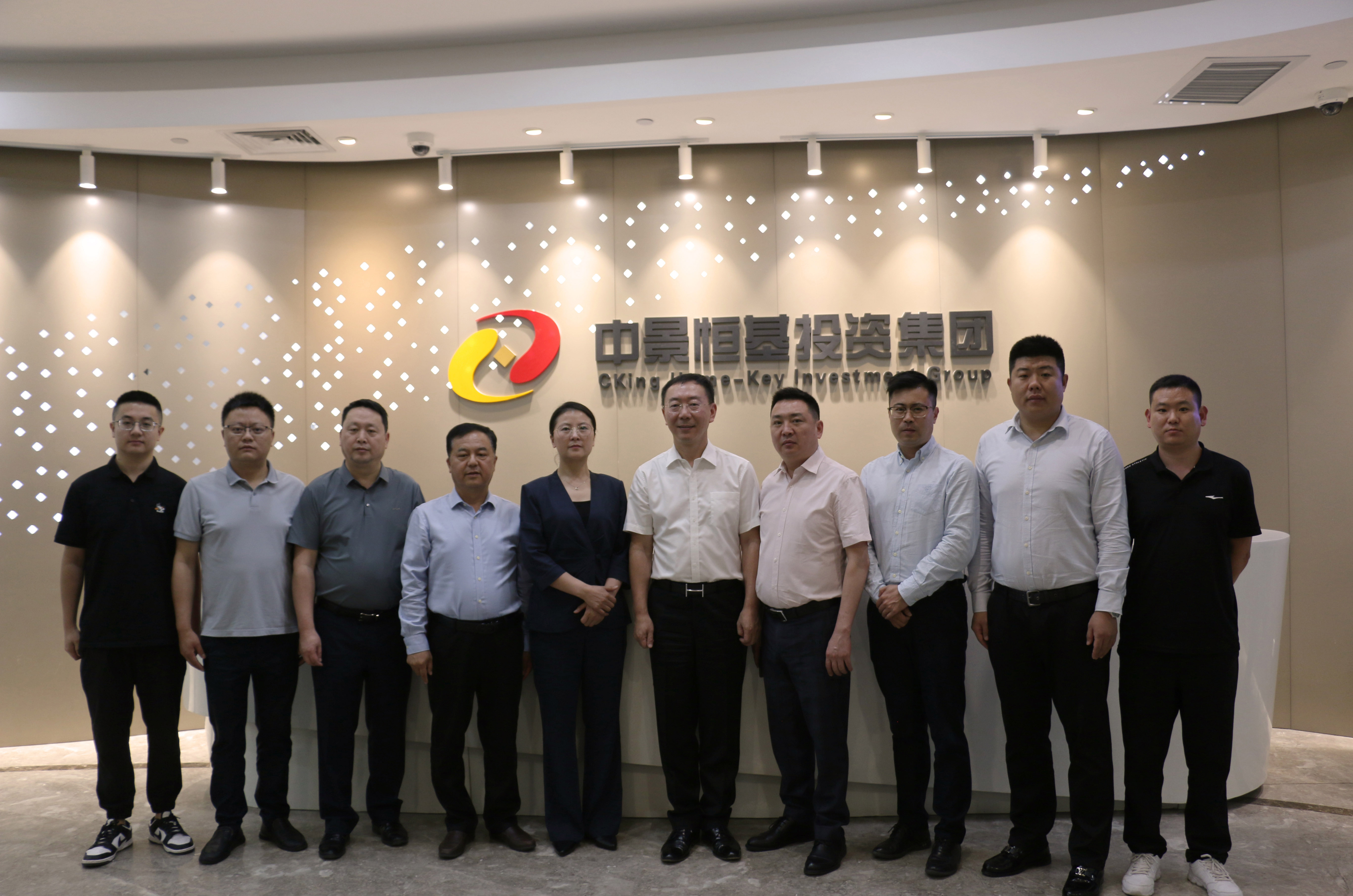 1714182642252327.jpg 1714182642252327.jpg